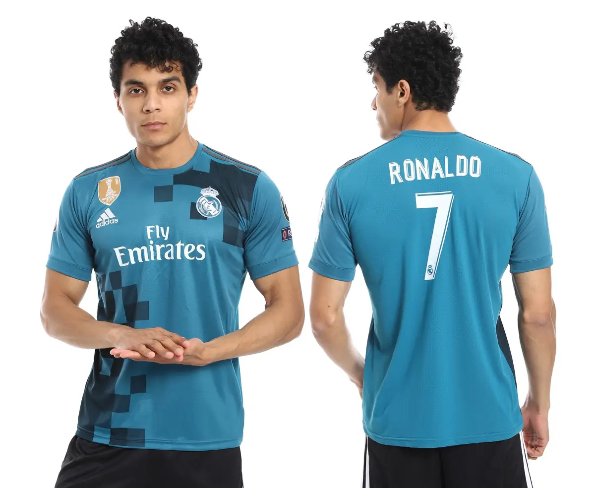 قميص ريال مدريد الثالث 2017/18 مع طباعة رونالدو 7 - نسخة كورڤا المميزة